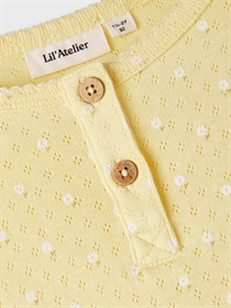 Lil Atelier Hulmønster T-shirt Rachello Double Cream